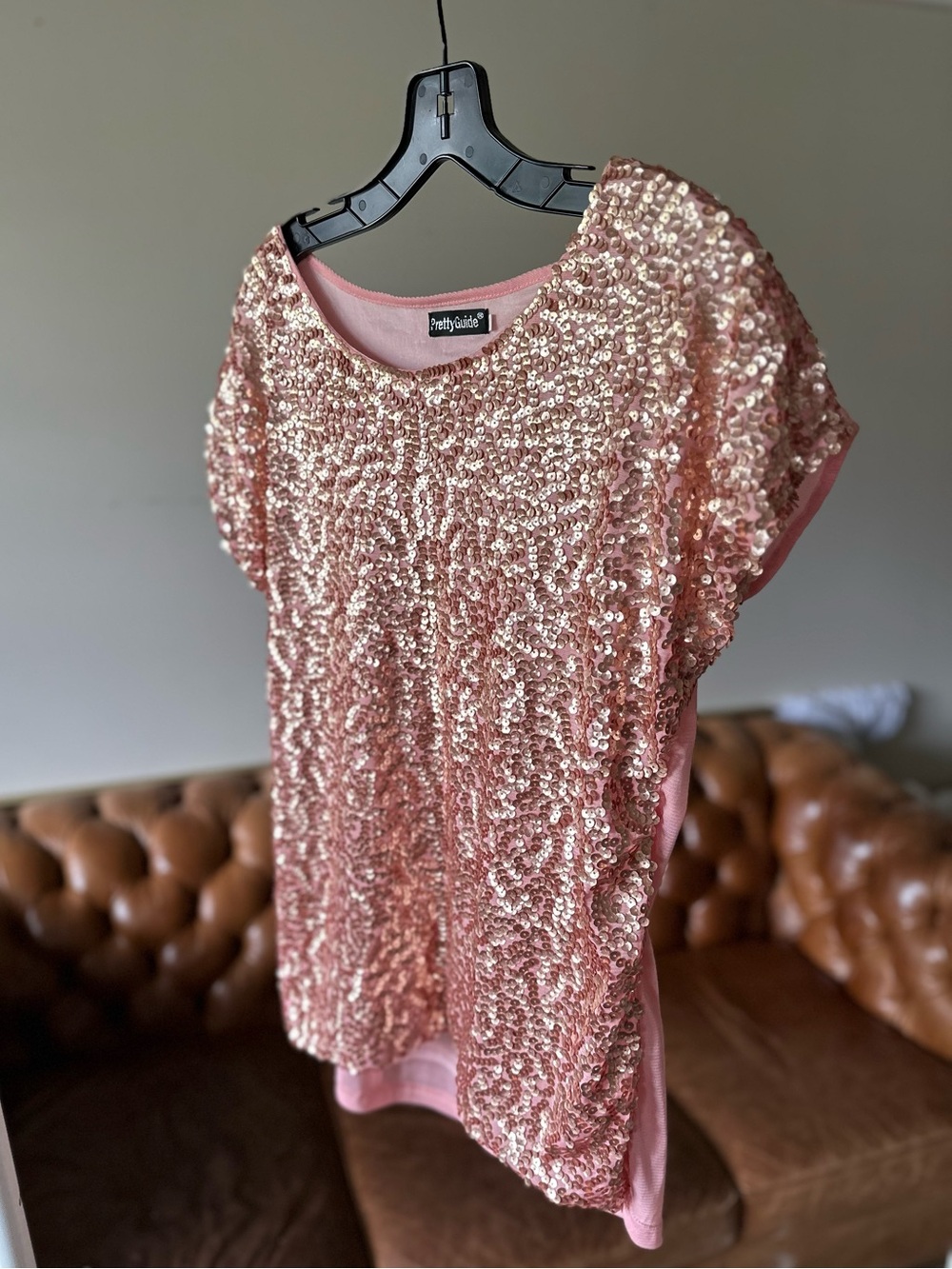 PrettyGuide • Rose Gold Sequin Top (Size M)